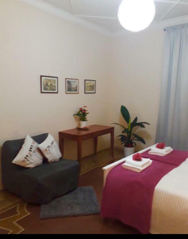 Emi House Re Di Roma , Intero Appartamento - 80 Mq Экстерьер фото